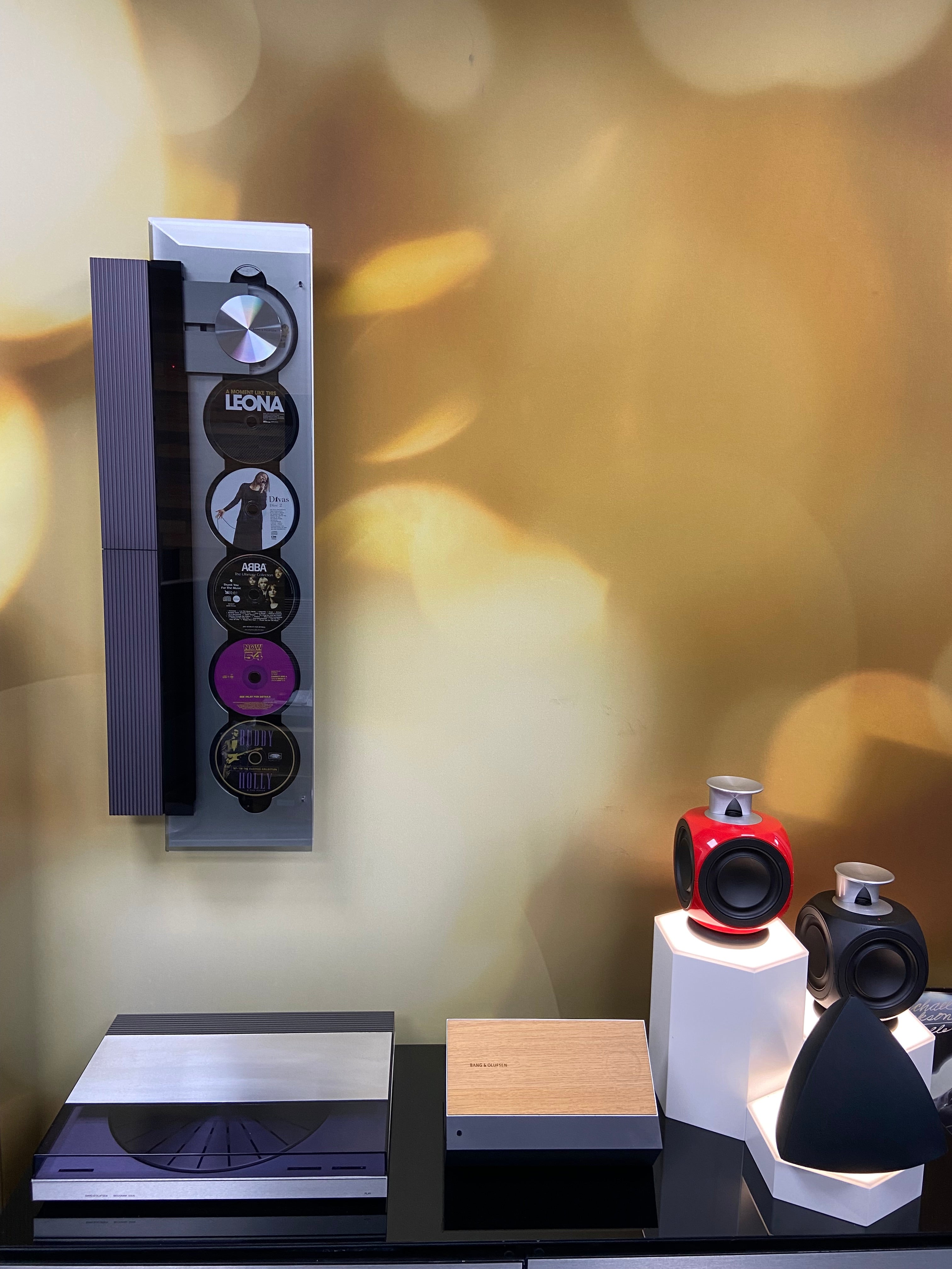 Bang & Olufsen BeoSound 9000 MK3