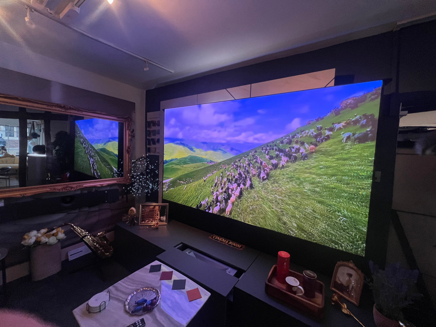 Integrated Cinema Solution including immersive wireless surround sound speakers